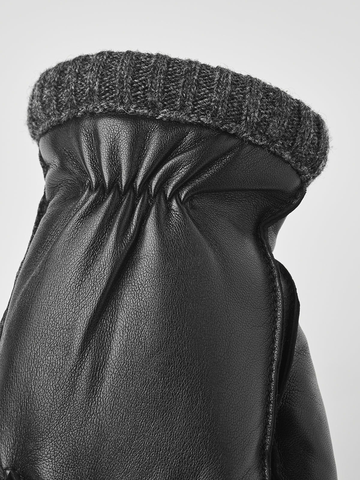 Viska Herrhandske tjockfodrad svart