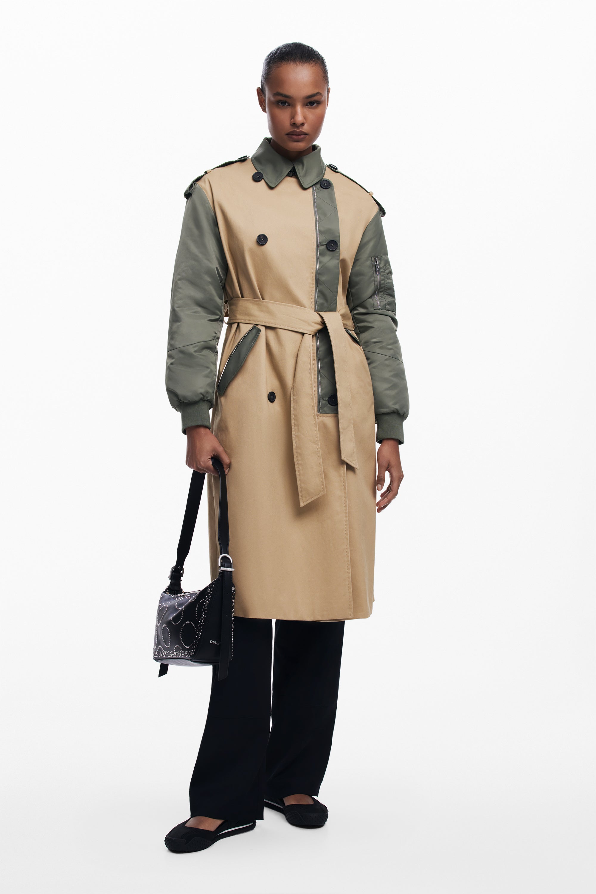 Desigual Axelväska Punkette svart