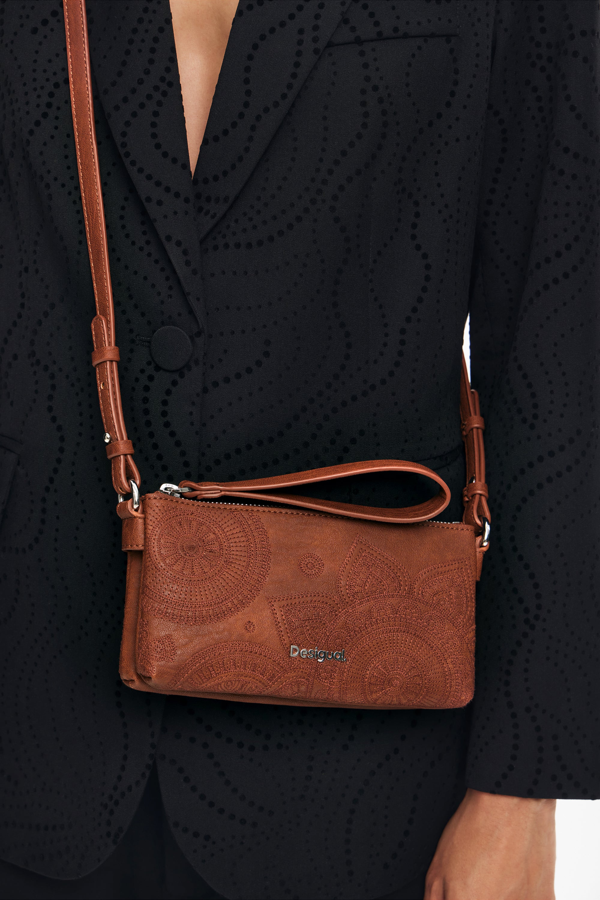 Desigual Axelväska Dejavu camel