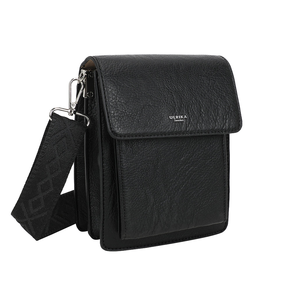 Ulrika Design Boxväska Pocket svart