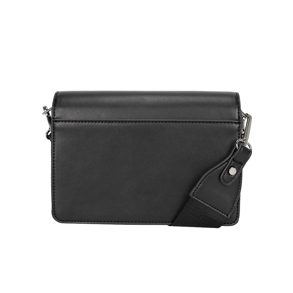 Ulrika Design Boxväska Raw svart