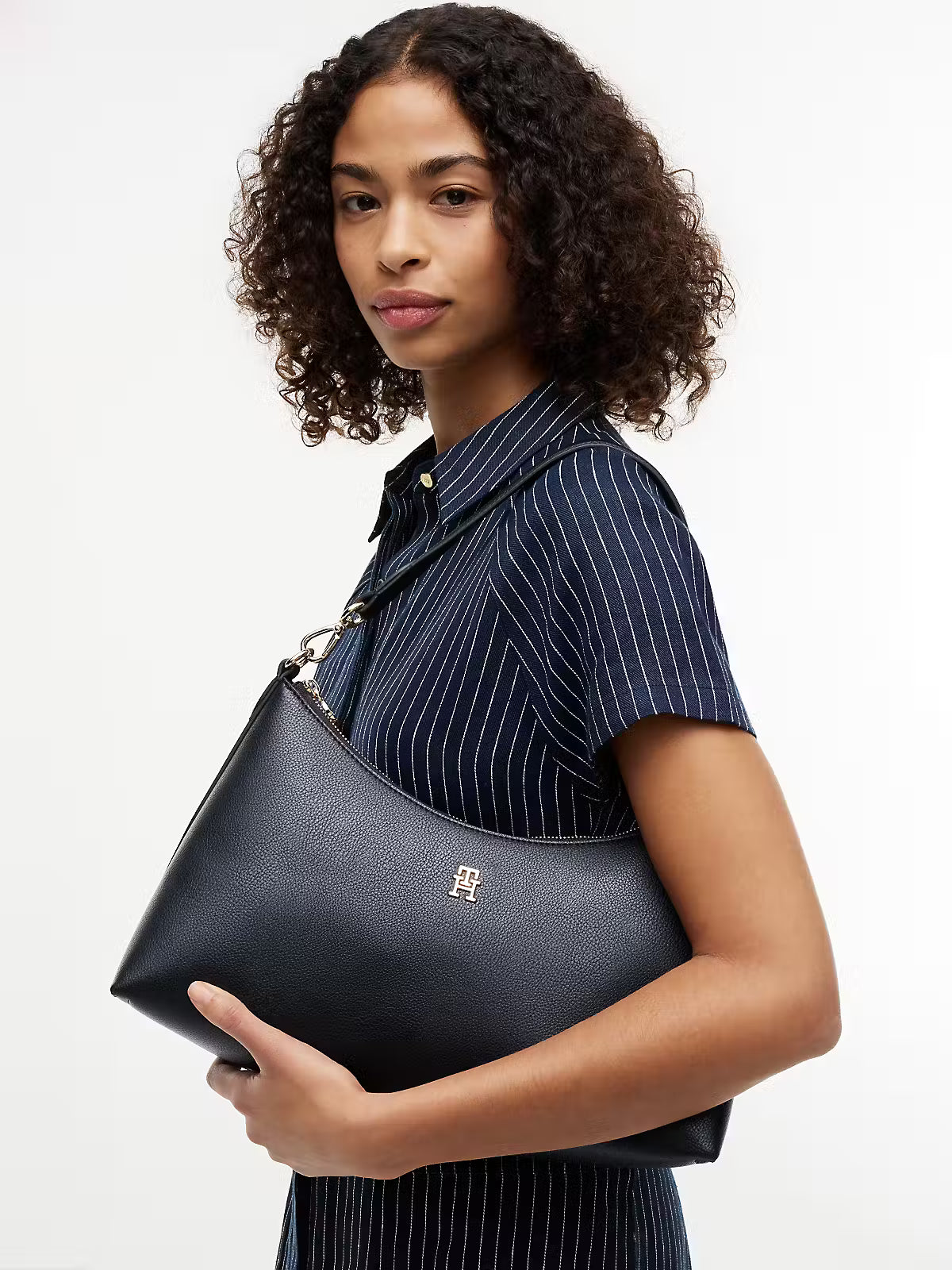 Tommy Hilfigher Shoulderbag svart