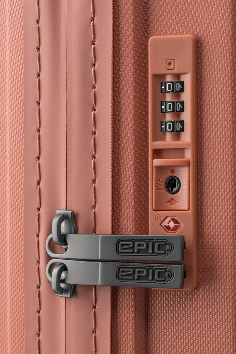 Epic Phantom SL Resväska/kabinväska  55 cm Flamingopink