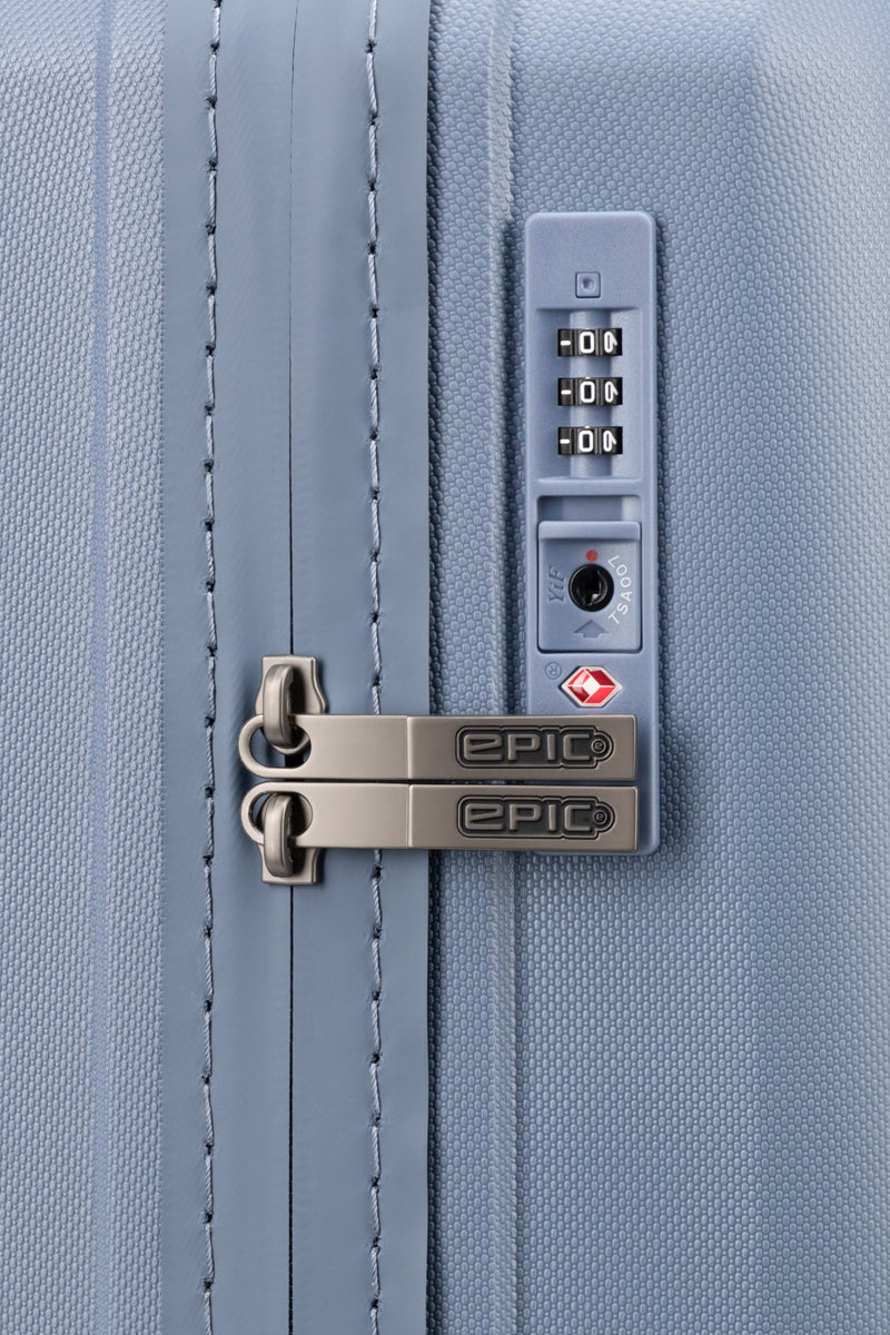 Epic Phantom SL Resväska 55 cm skyblue