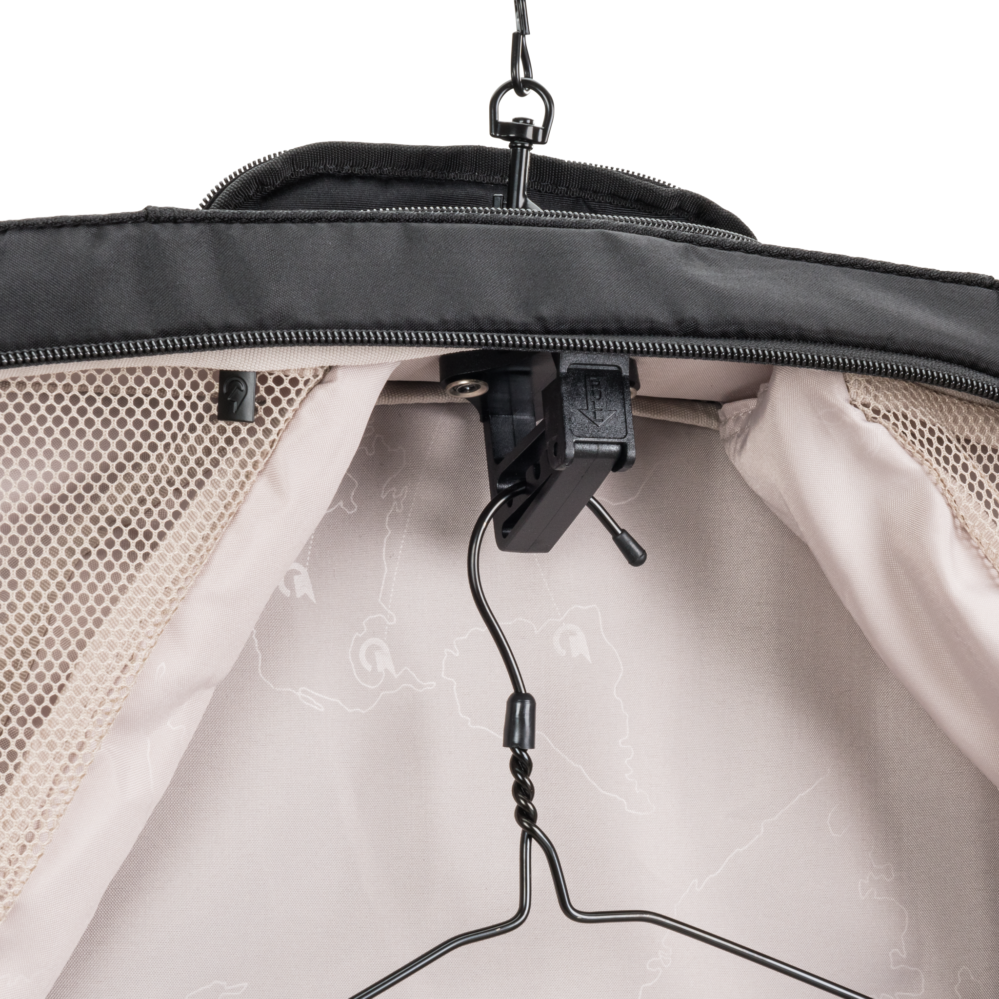 North Pioneer Resegarderob svart