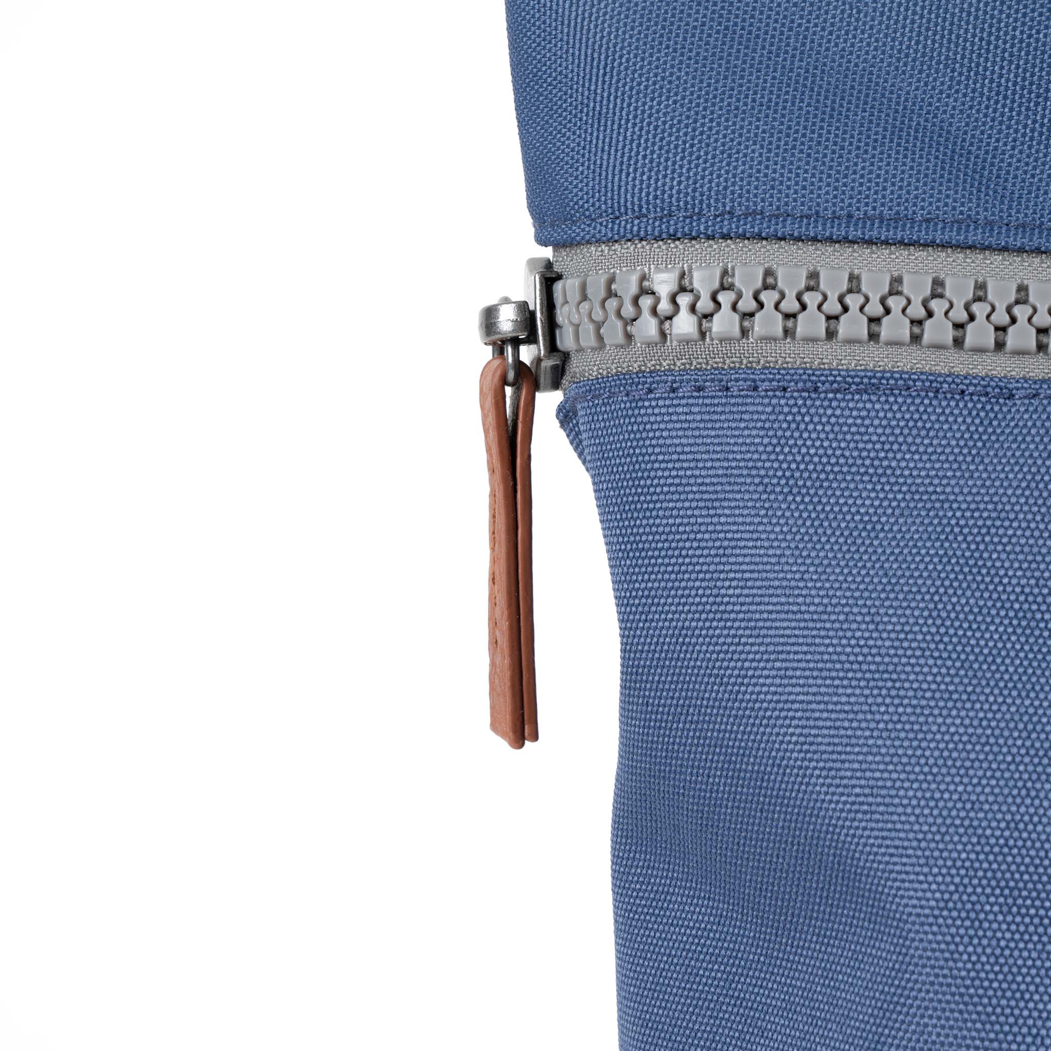 Roka Ryggsäck Finchley A large blå