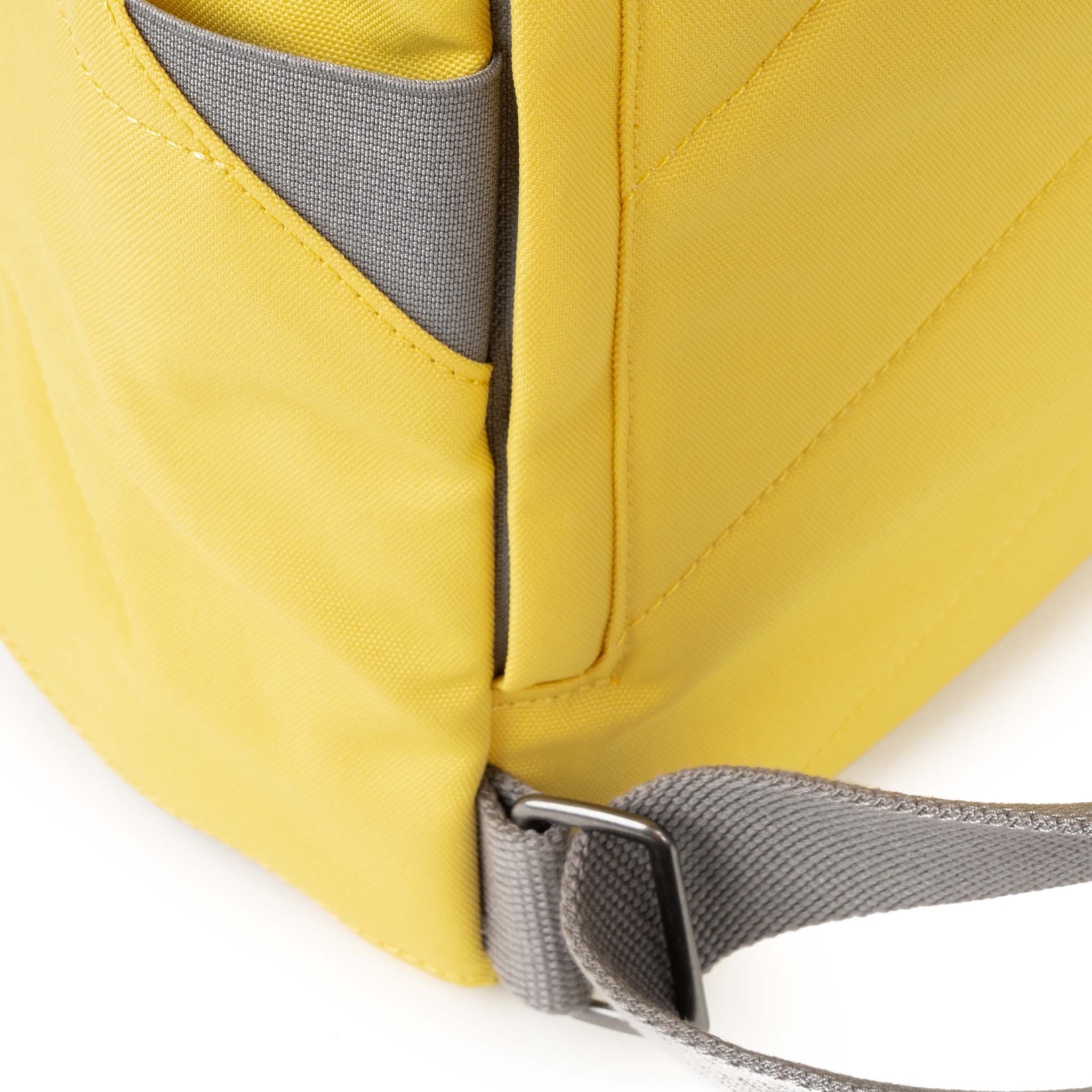 Canfield B Canvas Medium Backpack gul