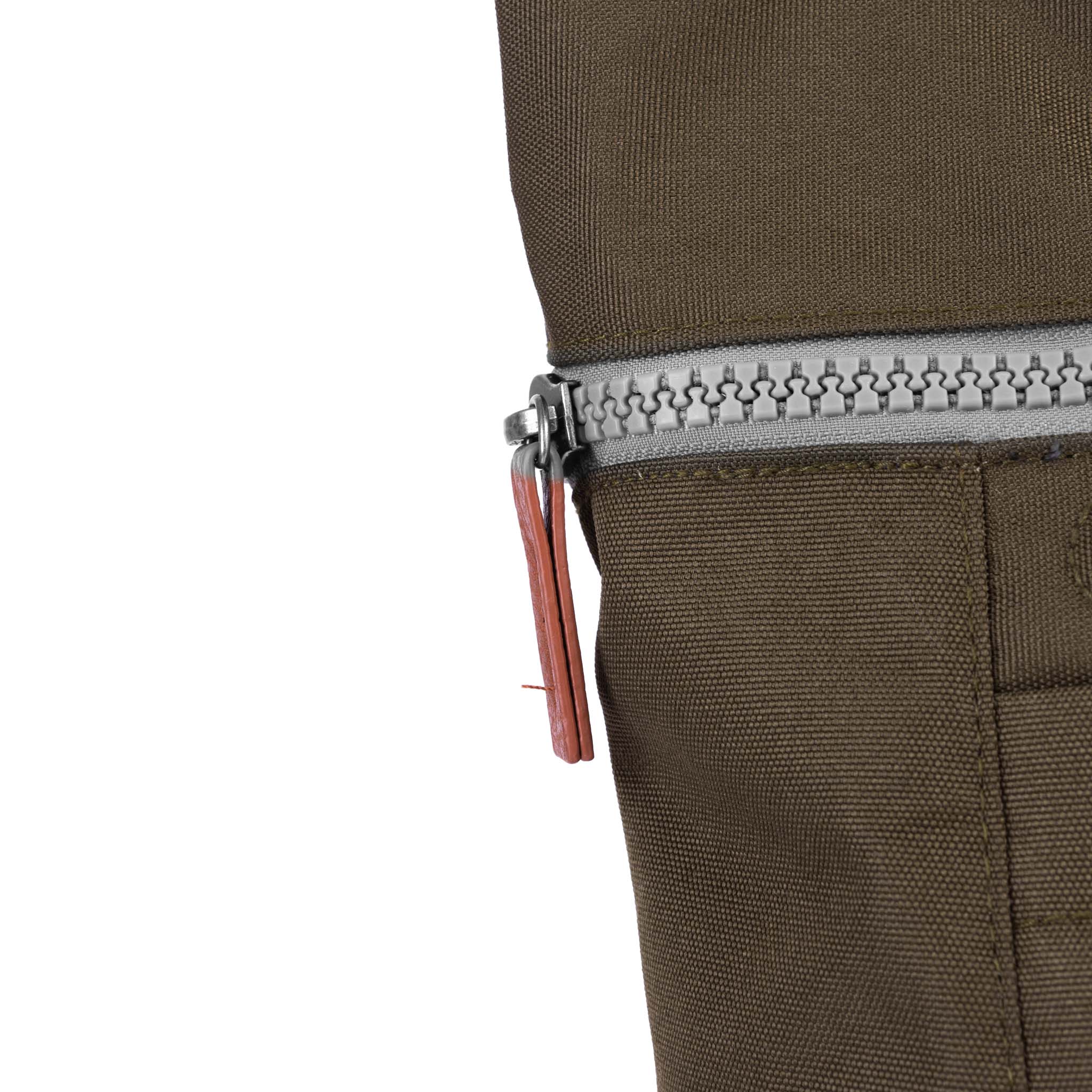 Roka Ryggsäck Finchley A large brun