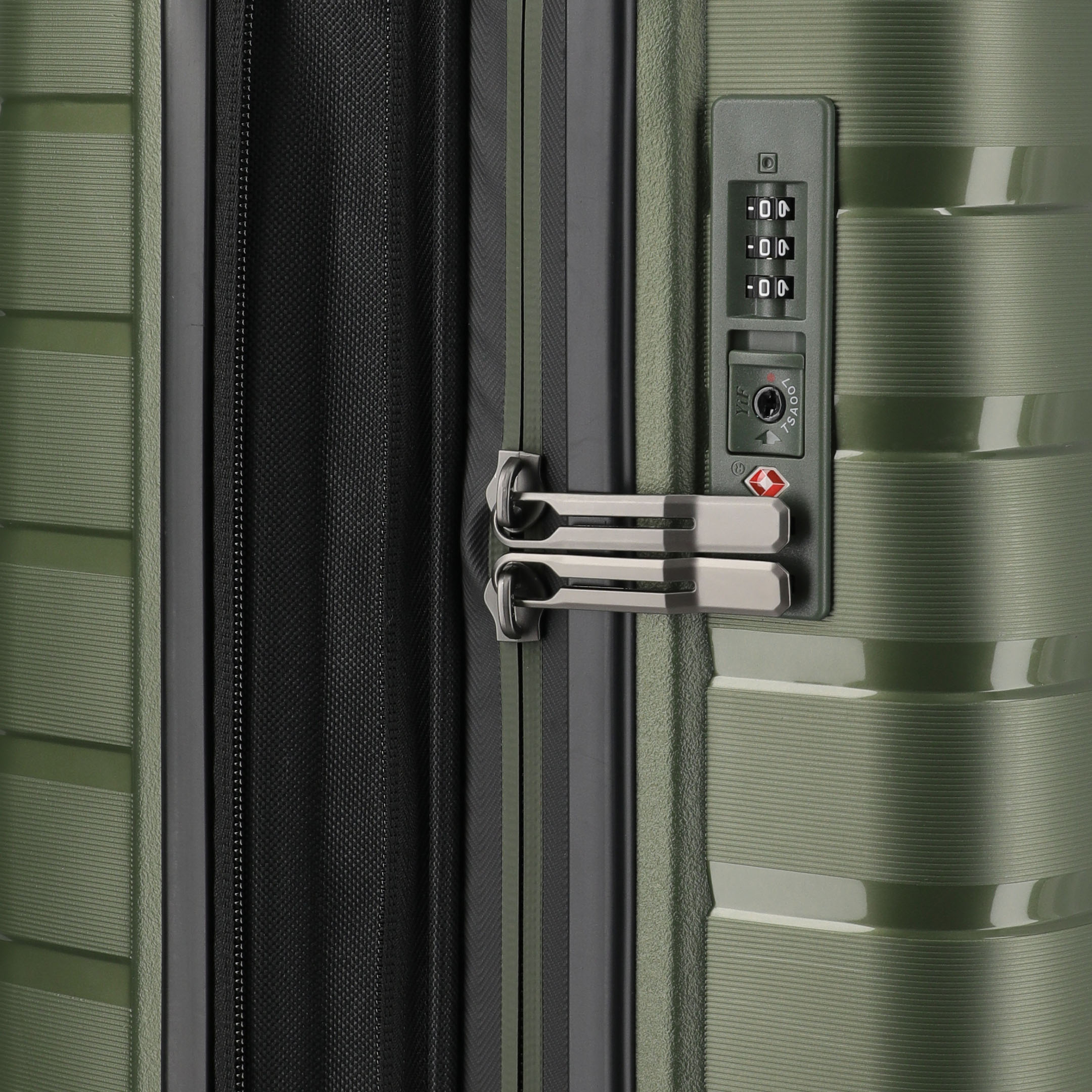 Travelite Air Base 55 cm S exp olive