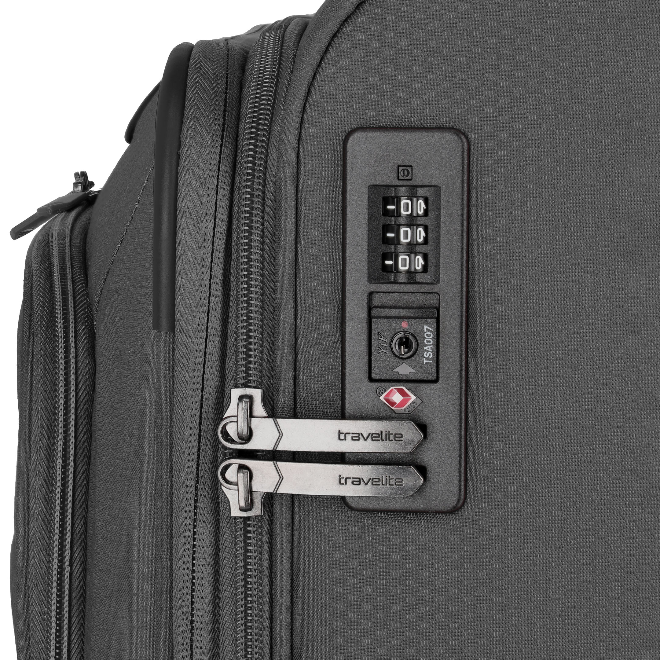 Travelite Skaii M 67 cm exp antracite