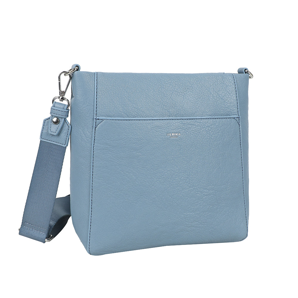 Ulrika Design Crossbody Pocket ljusblå