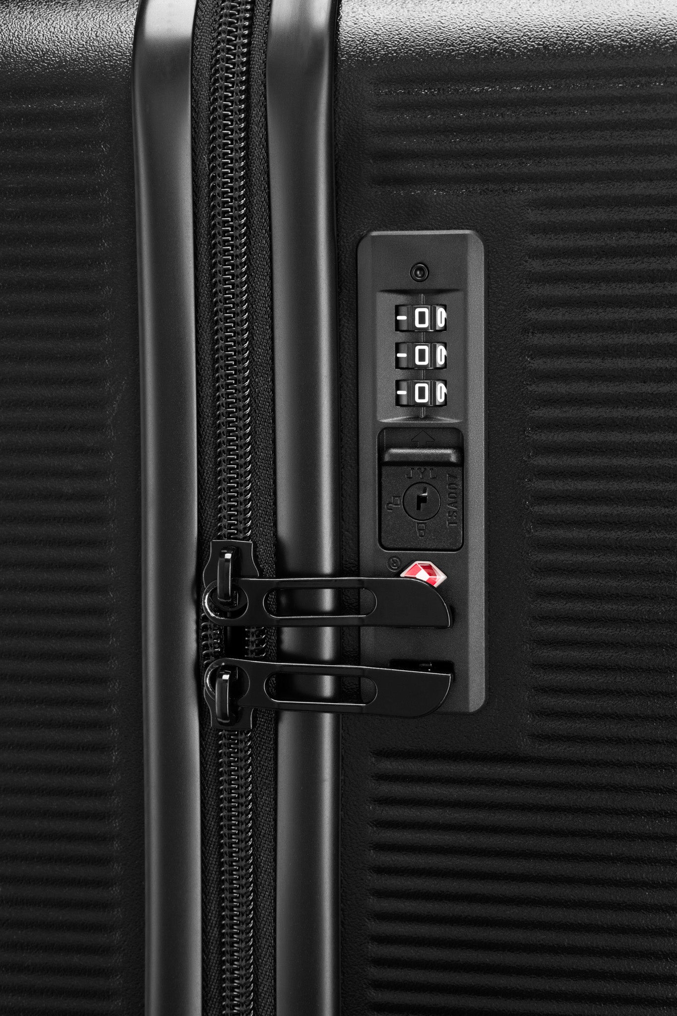 Airbox AZ26 75 cm trolley 4 w_Black