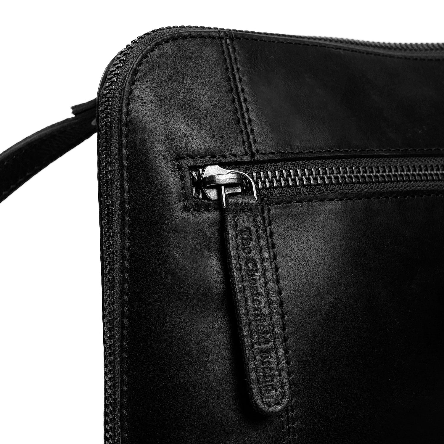 The Chesterfield brand Crossbody skinn River svart