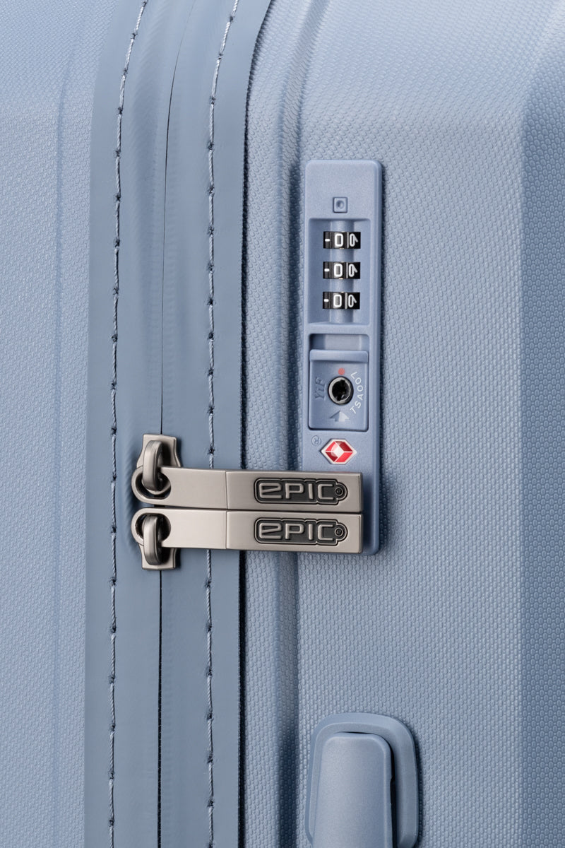 Epic Phantom SL Resväska 66 cm skyblue